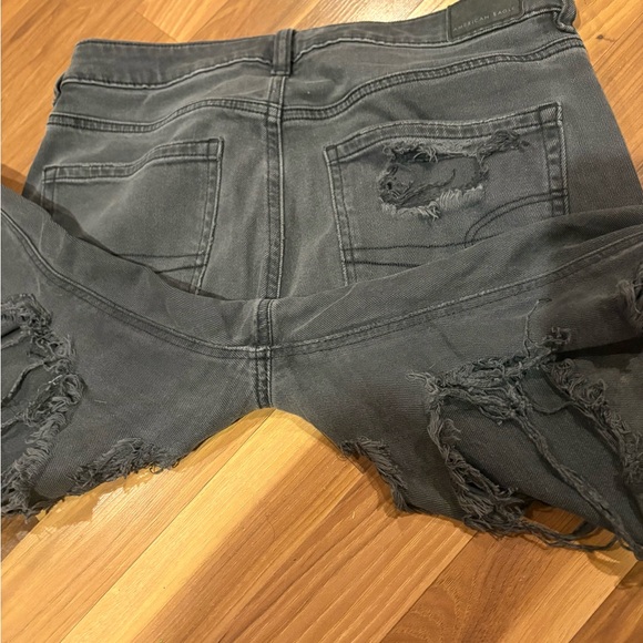 American Eagle Outfitters Black Distressed Straight Leg Jeans - Picture 5 of 8